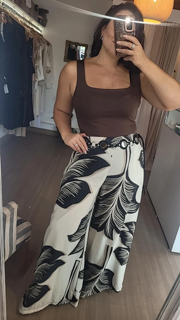 Body BRUNA Hover